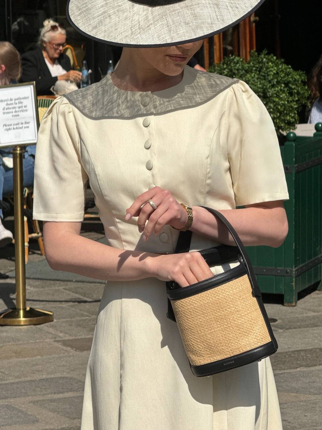 Elegant Retro Round Neck Puff Sleeve High Waist Midi Dress