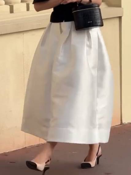 Elegant Asymmetric Off-shoulder Shirt And Skirt Suit-Skirt