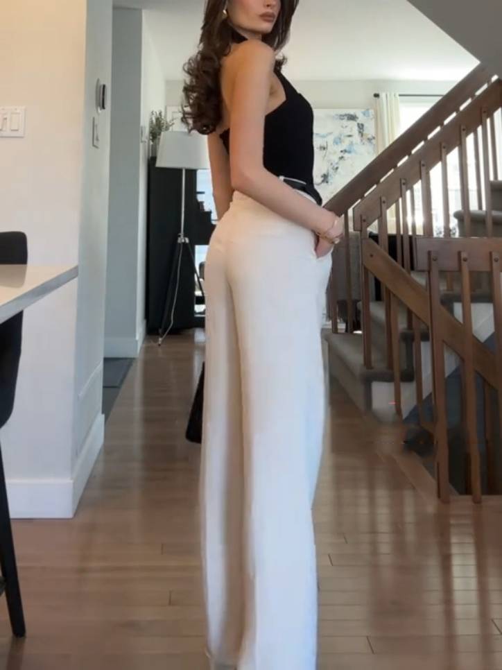 Minimalist Old Money Helter Neck Tube Top