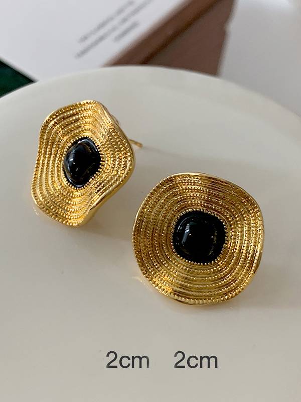 Vintage Irregular Thread Splicing Earrings