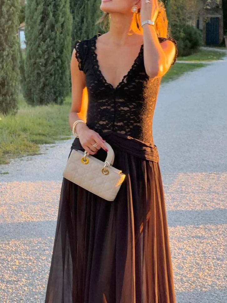V-Neck Lace-Splicing Maxi Dress