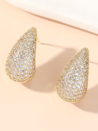 Diamond-studded Teardrop Earrings