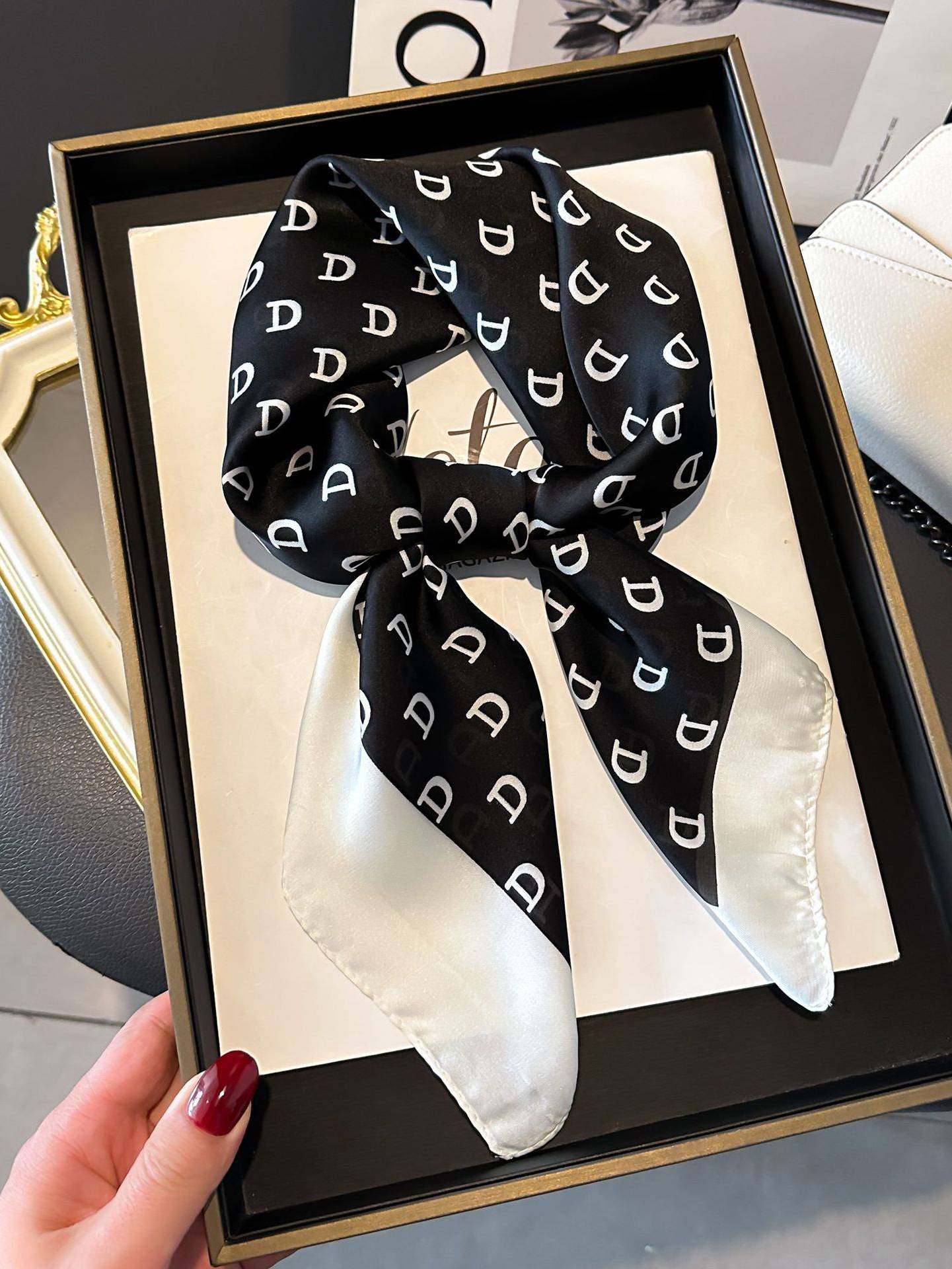 Classic Alphabet Scarf Turban