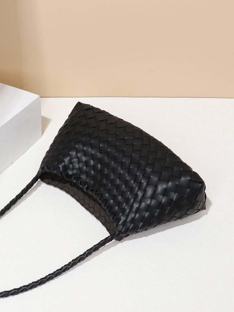 Hand-woven Handbag Underarm Bag