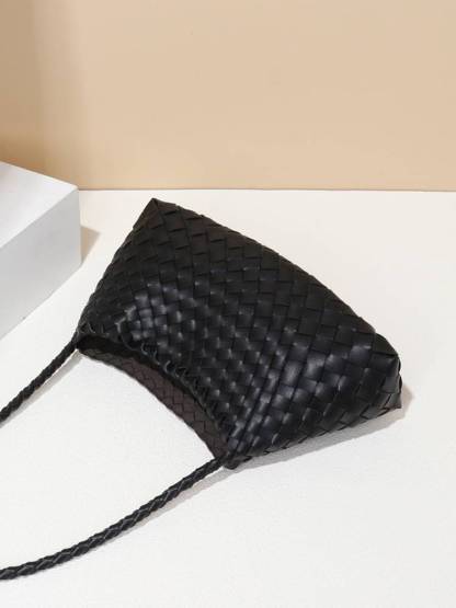 Hand-woven Handbag Underarm Bag