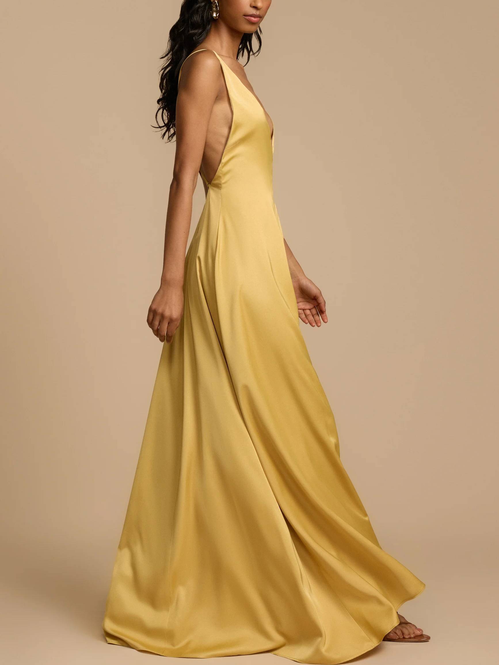 Deep V-neck Backless Maxi Dress
