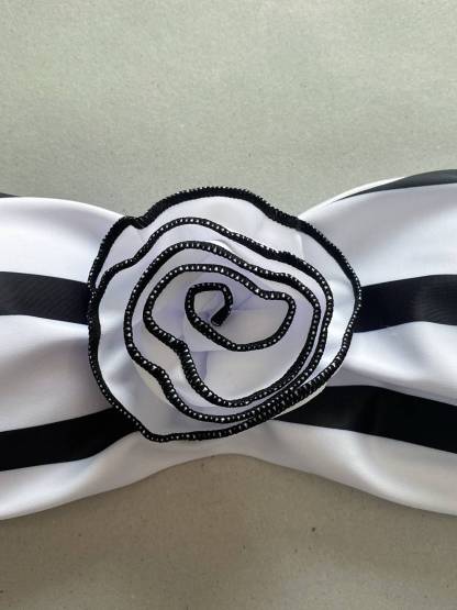 Three-Dimensional Flower Striped Bikini Two-Piece Set