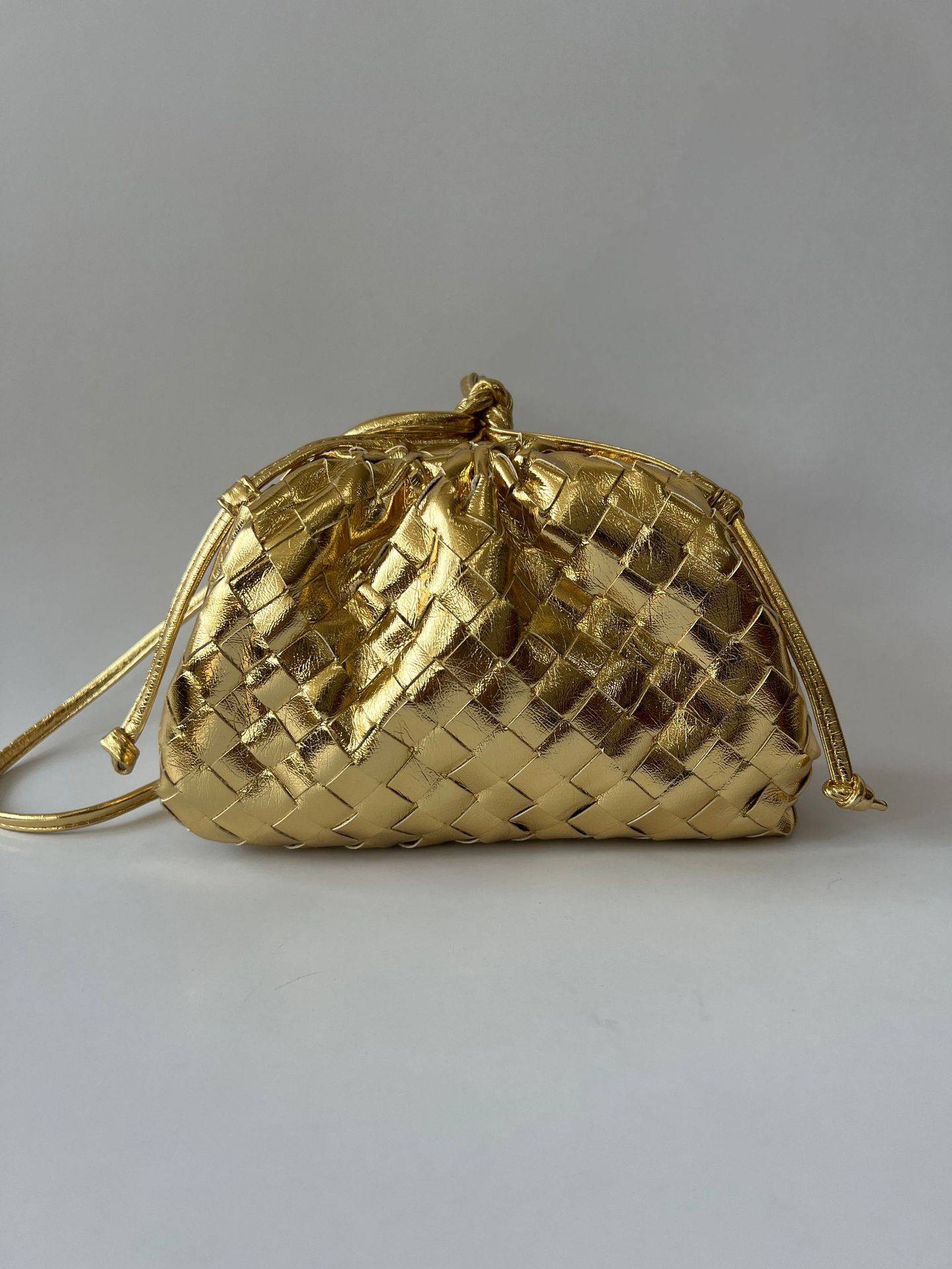 Minimalist Hand-Woven Clutch Shoulder Bag