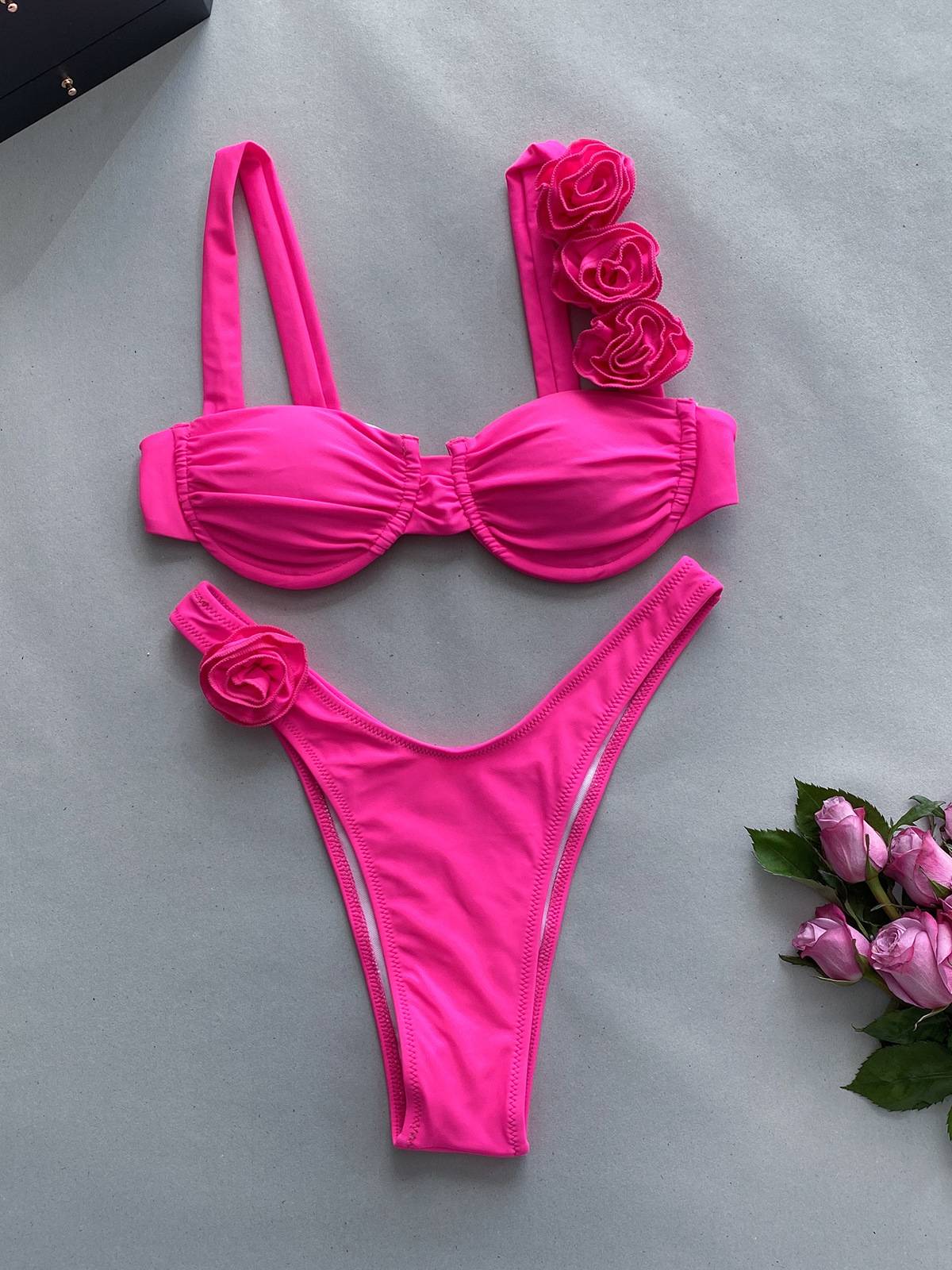 Three-dimensional Flower Bikini Two-piece Swimsuit