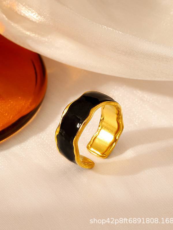 Unique Splicing Ring