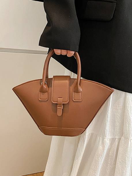 Minute Handbag Crossbody Bag