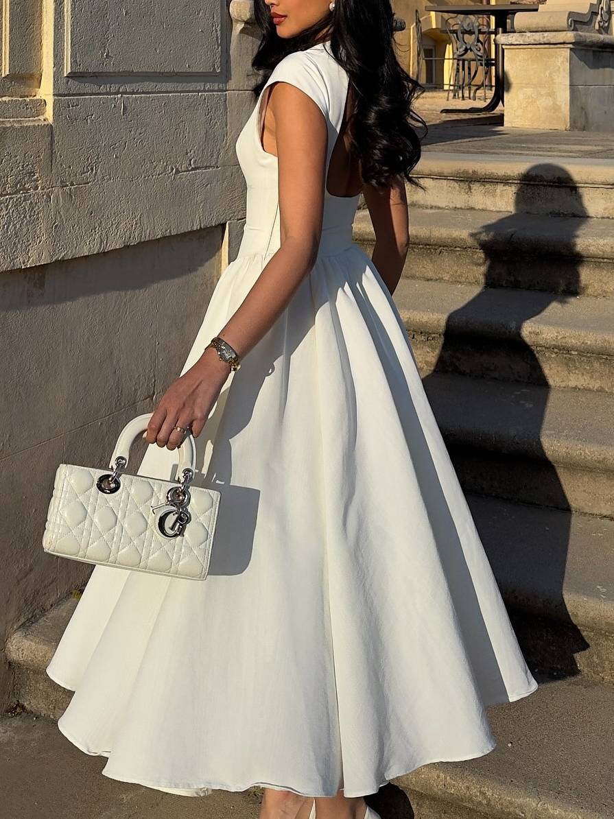Minimalist Short-sleeved A- Shaped Midi Dress