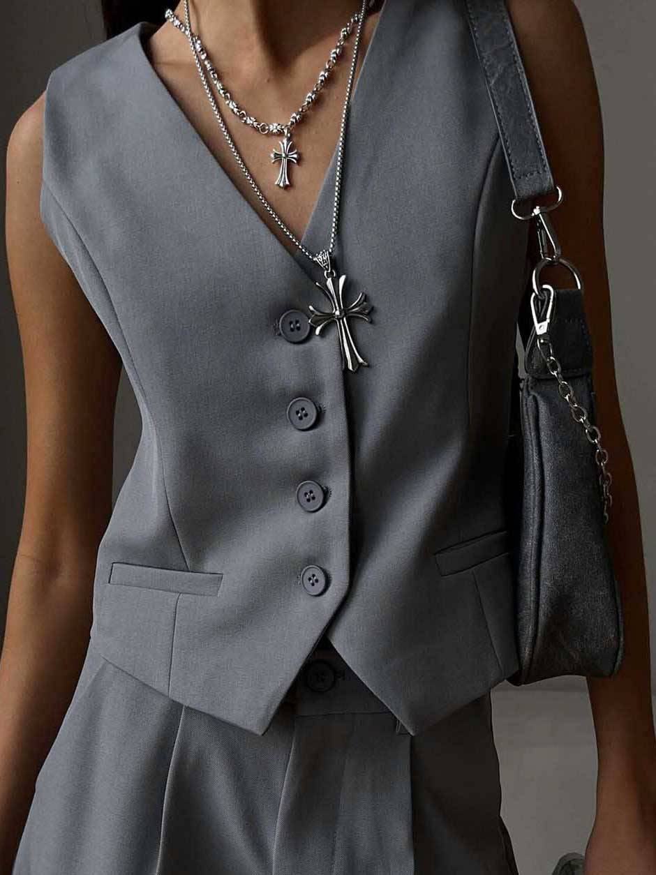 Minimalist Vest And Shorts Suit-Vest