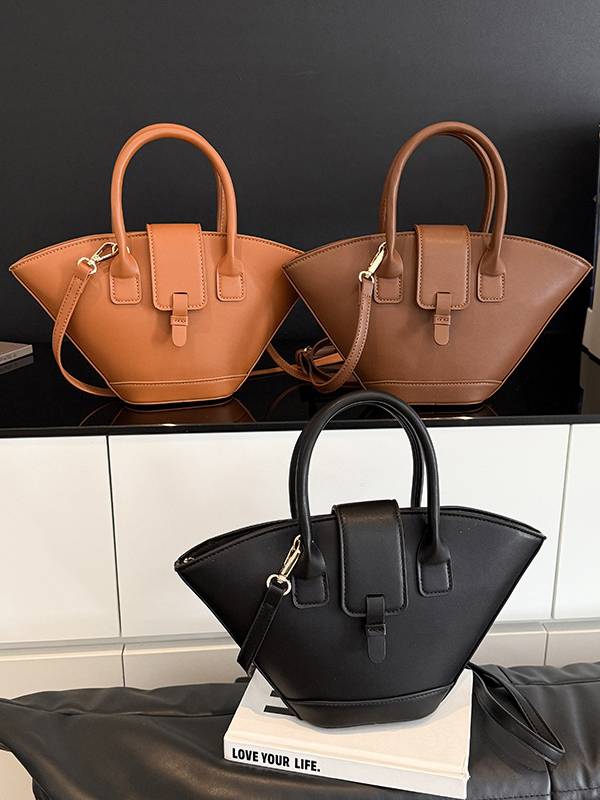 Minute Handbag Crossbody Bag