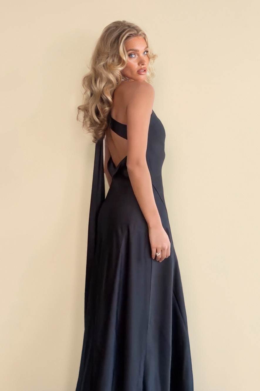 Off-Shoulder Front Slit Backless Maxi Dress