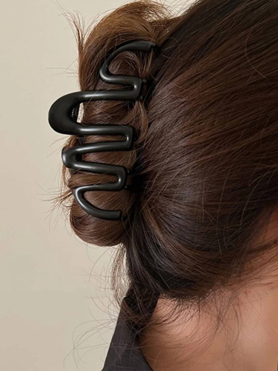 Minimalist Metal Hairpin