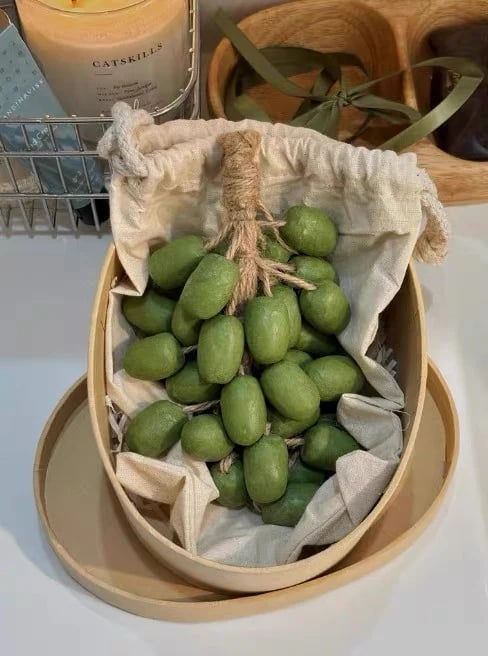 🍇 Grape Soap Series – Bubbly Grapes That Come to Life