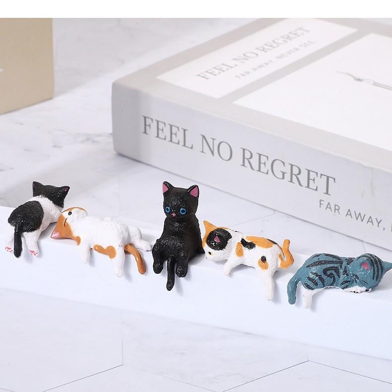 Mini Cat Desk Figurines (Set of 5)