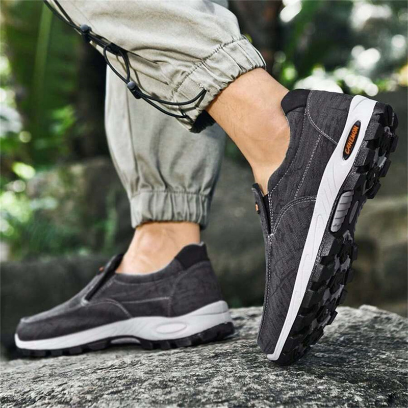 Men's  Slip-On Orthopedic Shoes– Arch Support Sneakers for Casual Shoes, Lightweight Walking Shoes for Foot and Heel Pain Relief