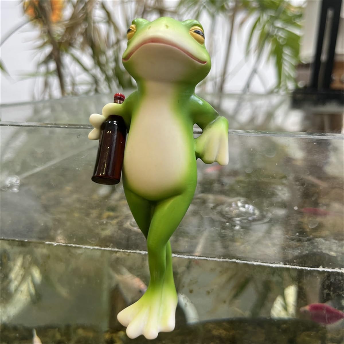 Tipsy Frog Sculpture, Flower Pot Decoration