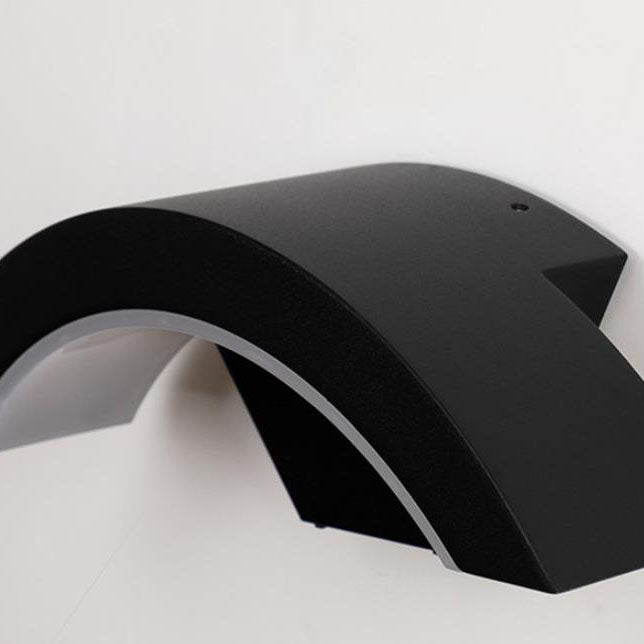 Modern Outdoor Waterproof Aluminum Acrylic Curved LED Wall Sconce Lamp