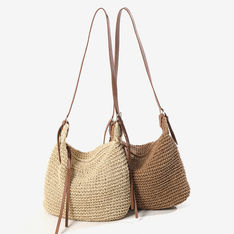 Women's Handwoven Straw Crossbody Bags – Boho Summer Beach Shoulder Bag with Adjustable Leather Strap