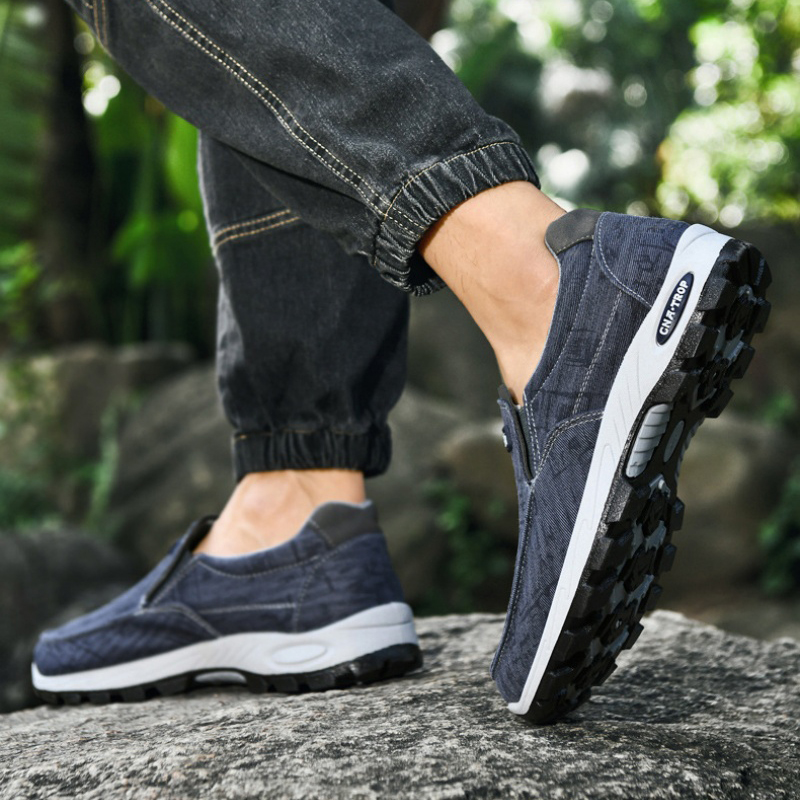 Men's  Slip-On Orthopedic Shoes– Arch Support Sneakers for Casual Shoes, Lightweight Walking Shoes for Foot and Heel Pain Relief