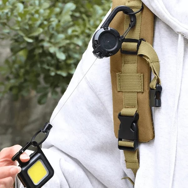 Outdoor Automatic Retractable Wire Rope Tactical Keychain