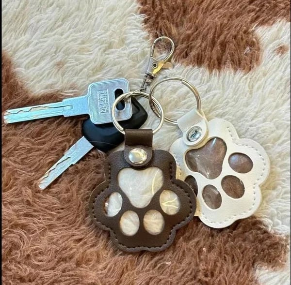 💖Leather Pet Memorial Keychain  🐾 Keep Their Memory Close, Always