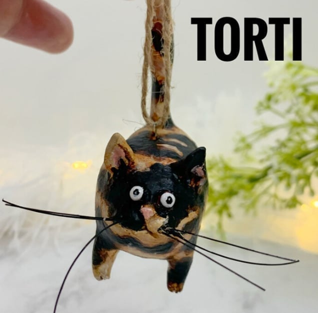 Kitty Ciniature Sculpture