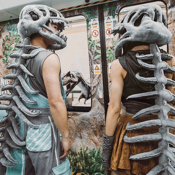 🦖✨Spooky Skeleton Dinosaur Mask🎭 Plush Head-to-Spine Halloween Costume