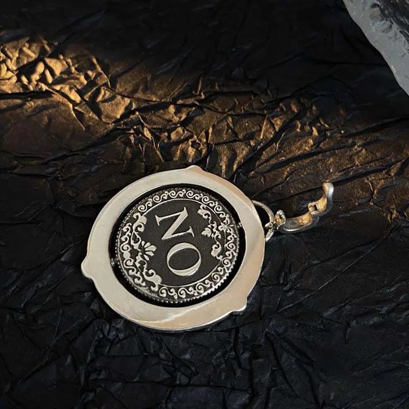 [YES or NO]The Decision Coin Necklace - Your Stylish Daily Oracle!
