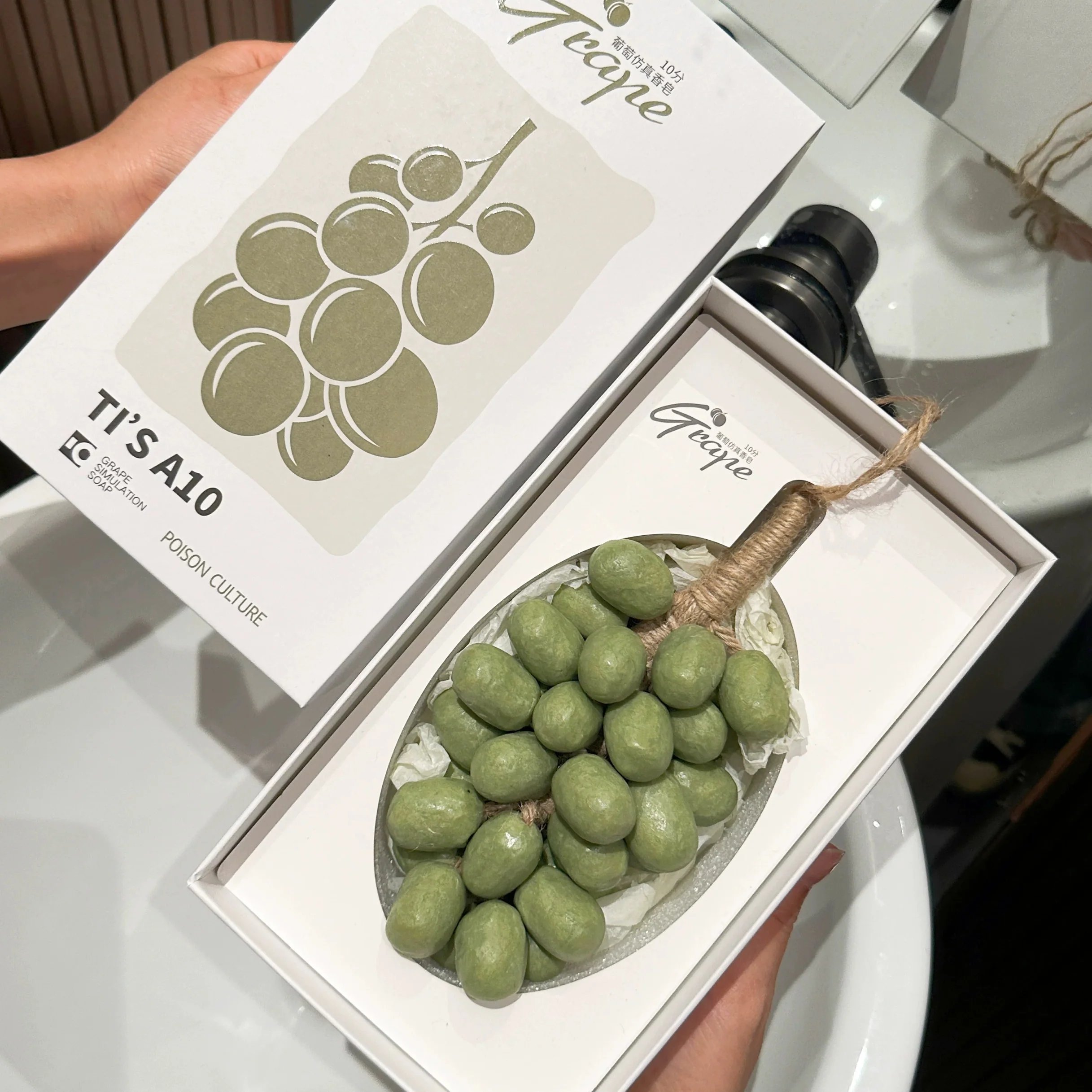 🍇 Grape Soap Series – Bubbly Grapes That Come to Life