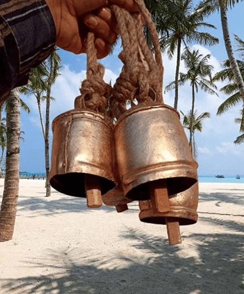 Cliftina Shabby Metal Cow Bell