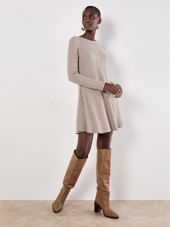 Light khaki color waffle knit swing-style knitted dress