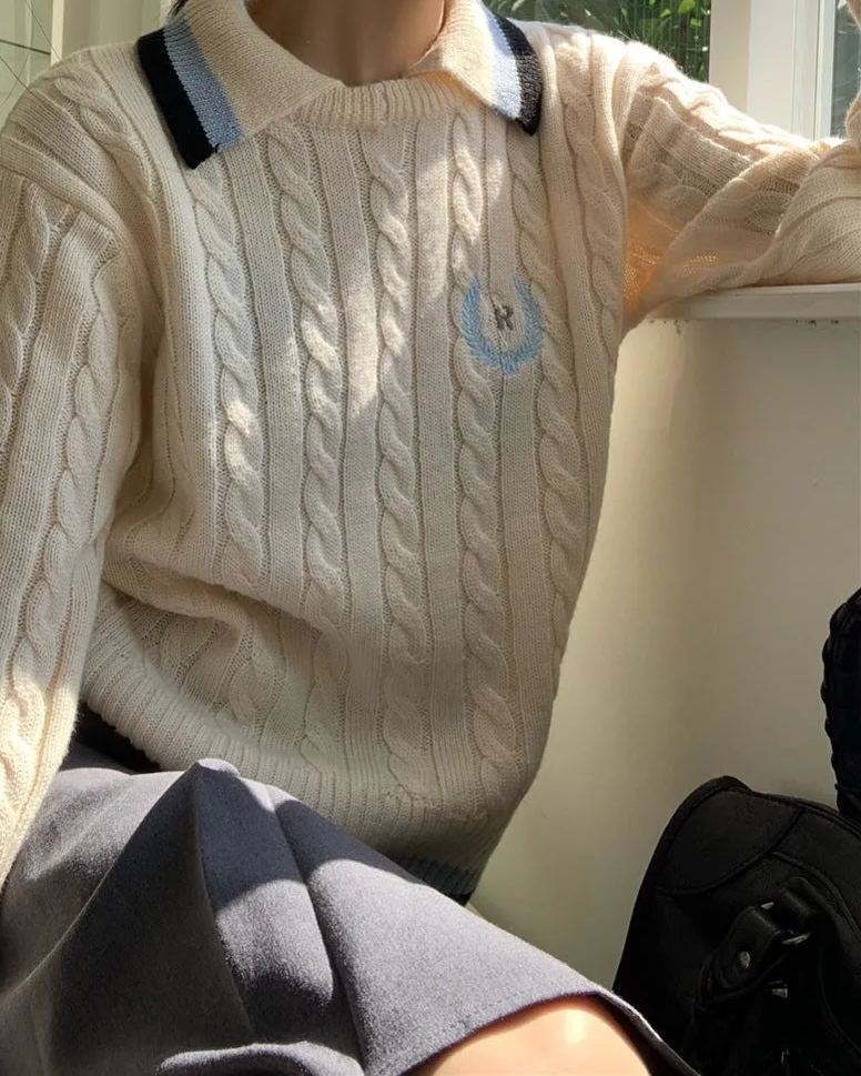 Contrast Color Twist Long Sleeve Bottoming Sweater Slimming Sense Of Design Top Versatile