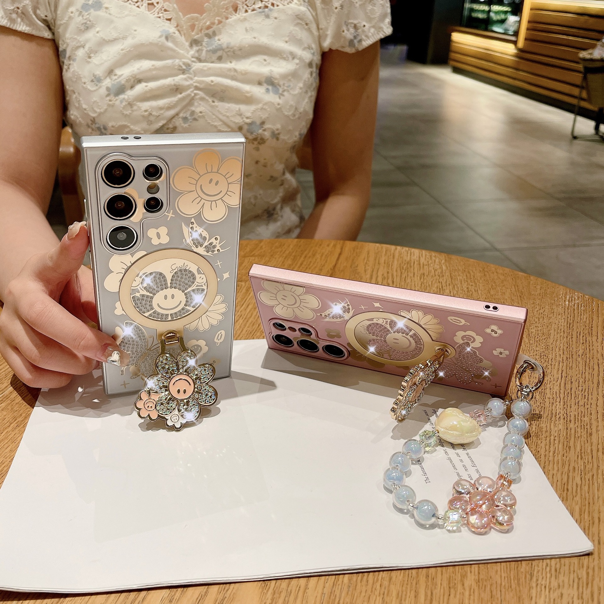 Rhinestone Smiling Sunflower Magnetic Holder Phone Case for Samsung Galaxy S24 S23 