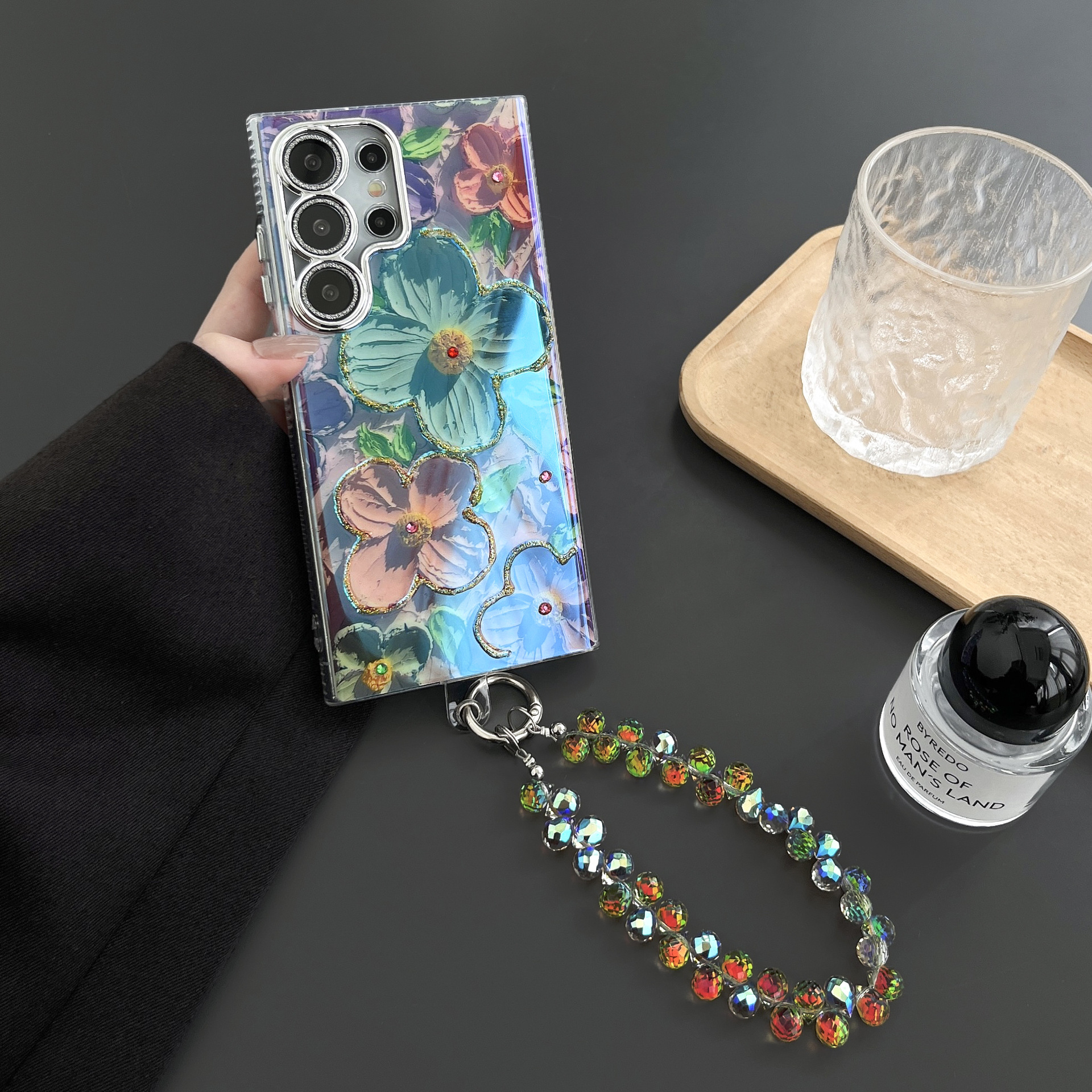 Luxury Flower Pattern Glitter Laser Colorful Phone Case With Wrist Strap For Samsung Galaxy S24 Ultra Plus