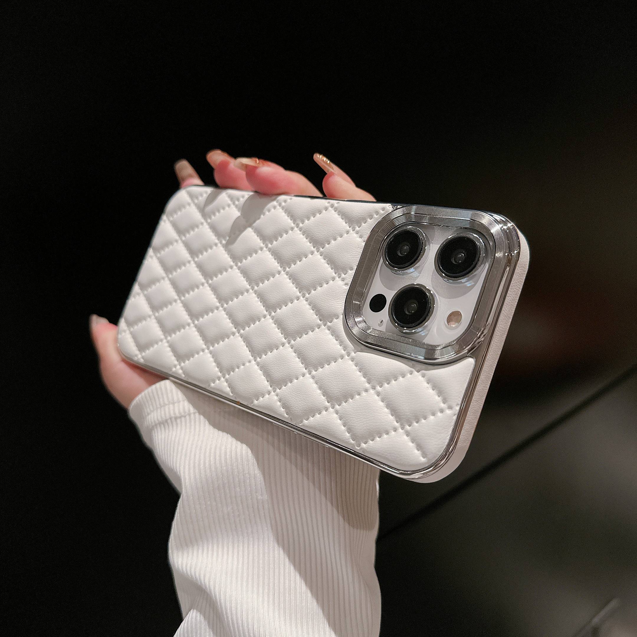 Luxury Leather 3D Diamond Shockproof Soft Metal Case for iPhone 16 15