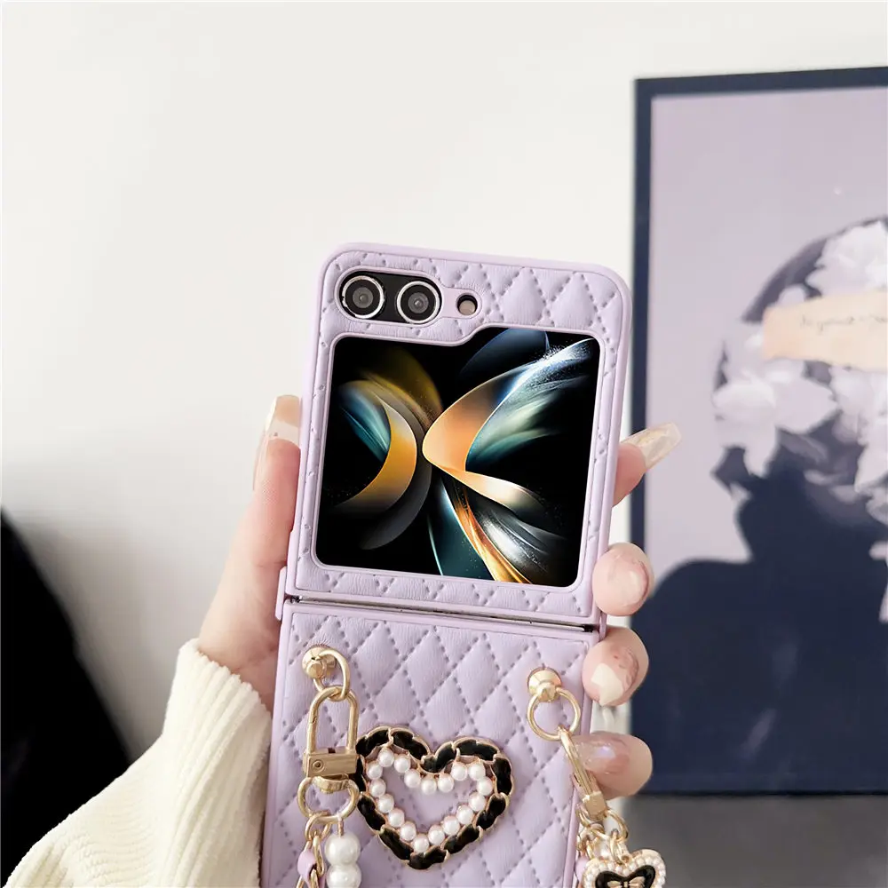 Fashion Rhombic Pearls Hand Strap Rope 3D Love Leather Case For Samsung Galaxy Z Flip 5 4 3