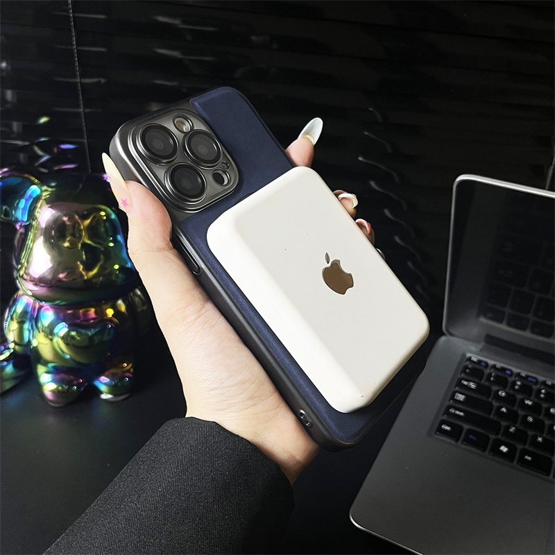 Luxury Leather Magnetic Suction Wireless Charging Phone Case For iPhone 16 15