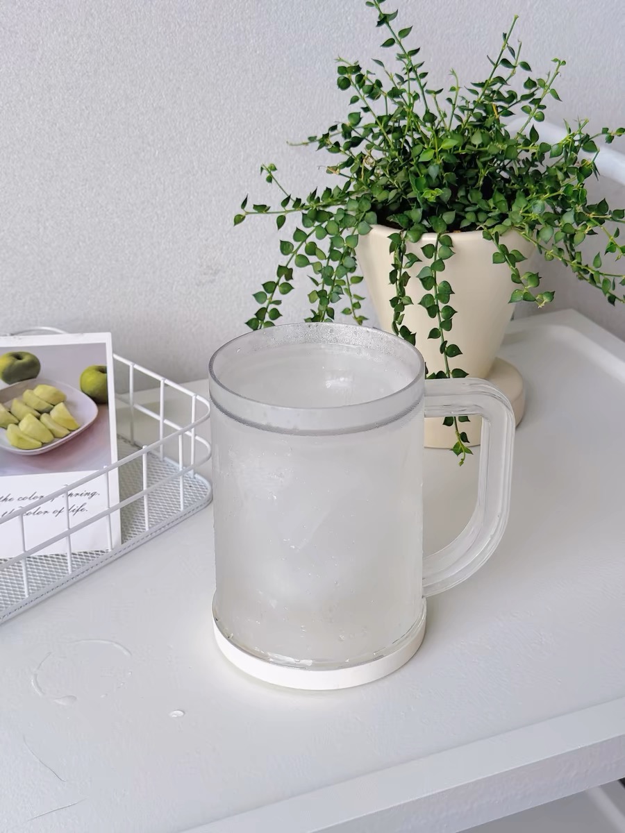 Double Layer Ice Cold Drink Cup