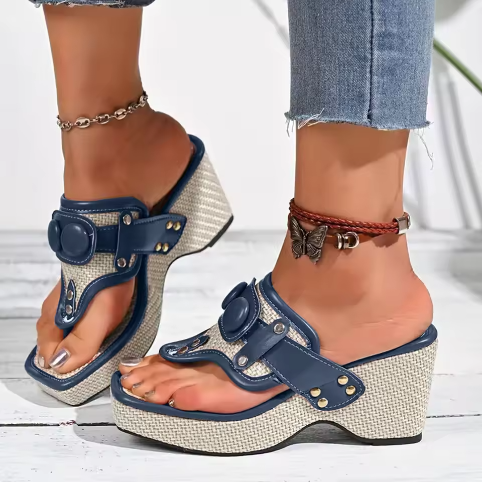 🔥Last Day Promotion 70% OFF🔥Glam Woven Wedges – Sparkle Buckle Slip-On Sandals for Women