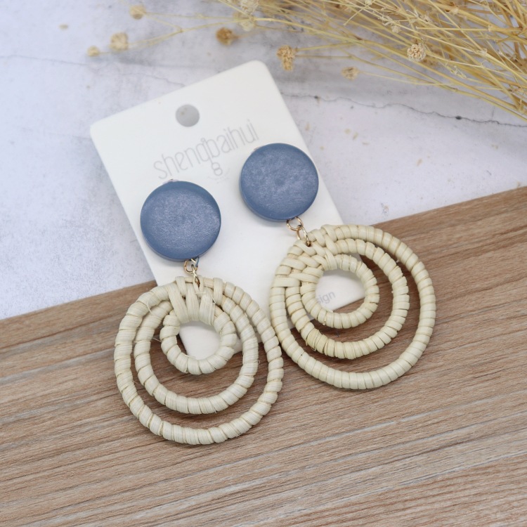Retro handmade rattan woven earrings for women Bohemian beach holiday style versatile earrings temperament personality earrings