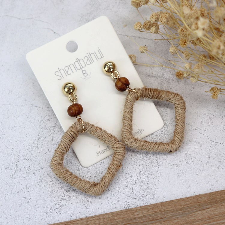 Retro handmade rattan woven earrings for women Bohemian beach holiday style versatile earrings temperament personality earrings