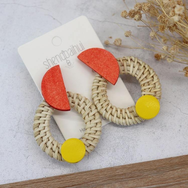 Retro handmade rattan woven earrings for women Bohemian beach holiday style versatile earrings temperament personality earrings