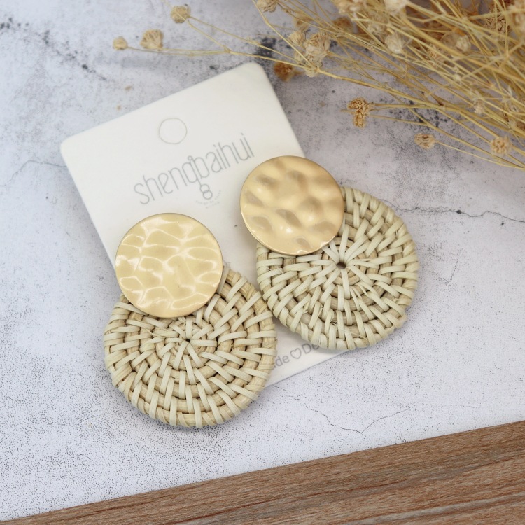 Retro handmade rattan woven earrings for women Bohemian beach holiday style versatile earrings temperament personality earrings