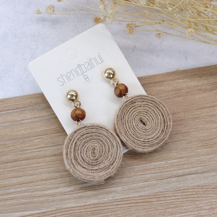 Retro handmade rattan woven earrings for women Bohemian beach holiday style versatile earrings temperament personality earrings