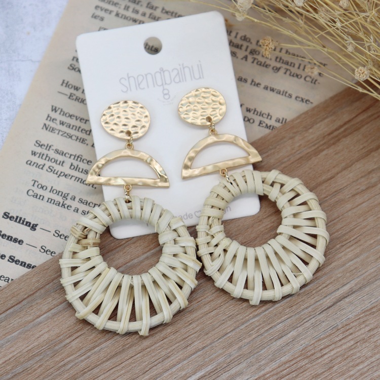 Retro handmade rattan woven earrings for women Bohemian beach holiday style versatile earrings temperament personality earrings
