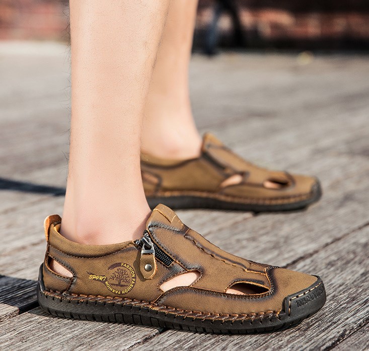 Men's Closed Toe Sandals